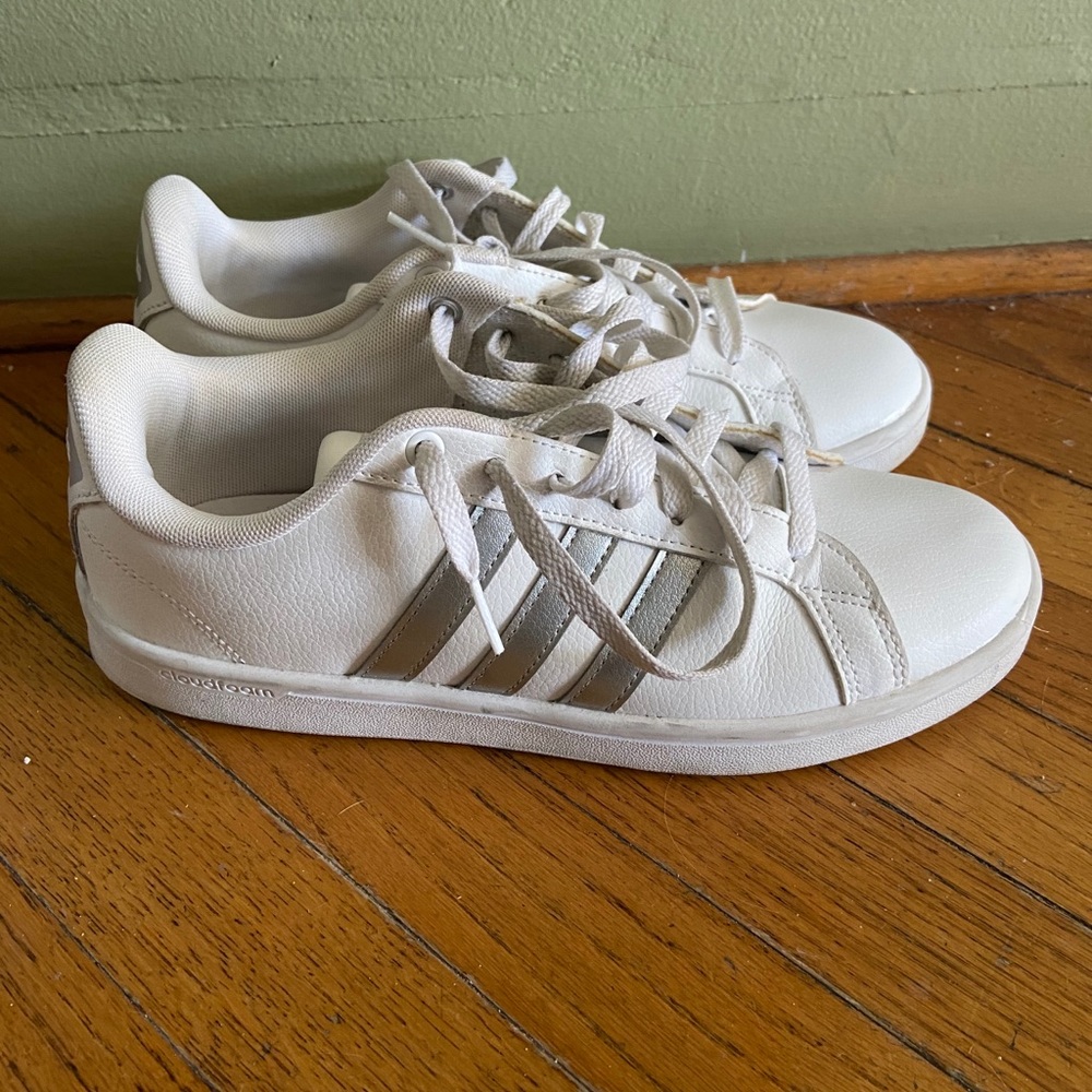 Adidas Grand Court Sneaker